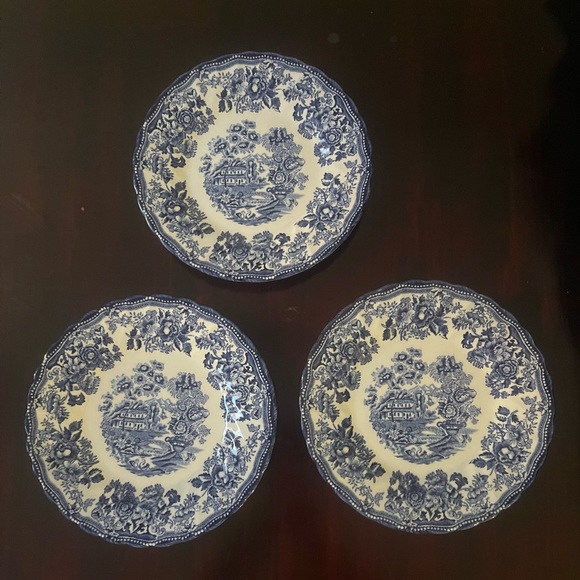 Queens By Churchill Blue Willow Earthenware 9pc Set - Picture 2 of 13